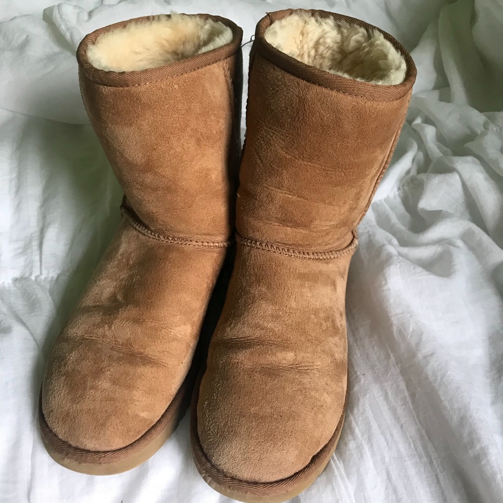 UGG classic short brown boots